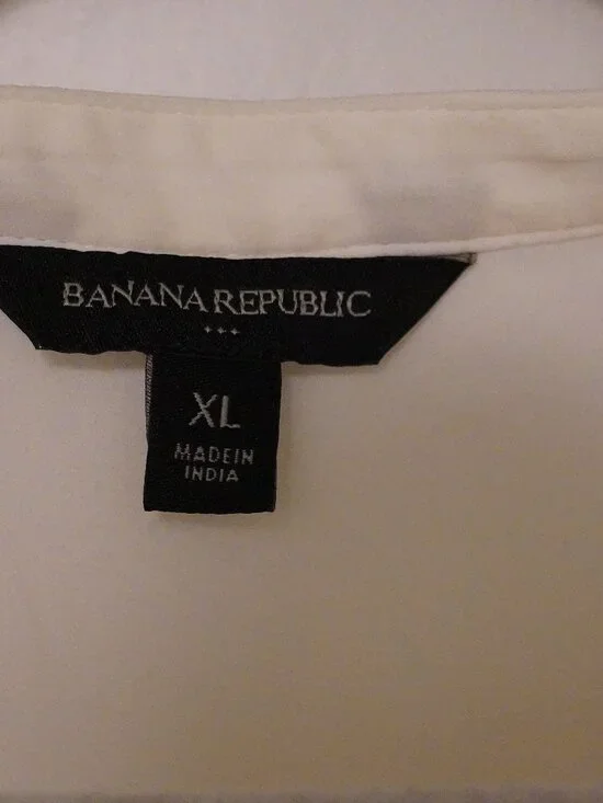 Banana Republic Factory Ivory Split Neck Blouse XL Cap Sleeve Top - Picture 2 of 3